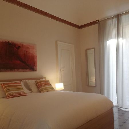 Apartament Palazzo De Logu Katania Zewnętrze zdjęcie
