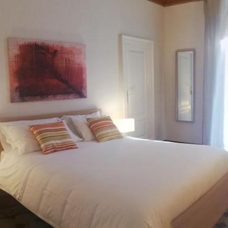 Apartament Palazzo De Logu Katania Zewnętrze zdjęcie
