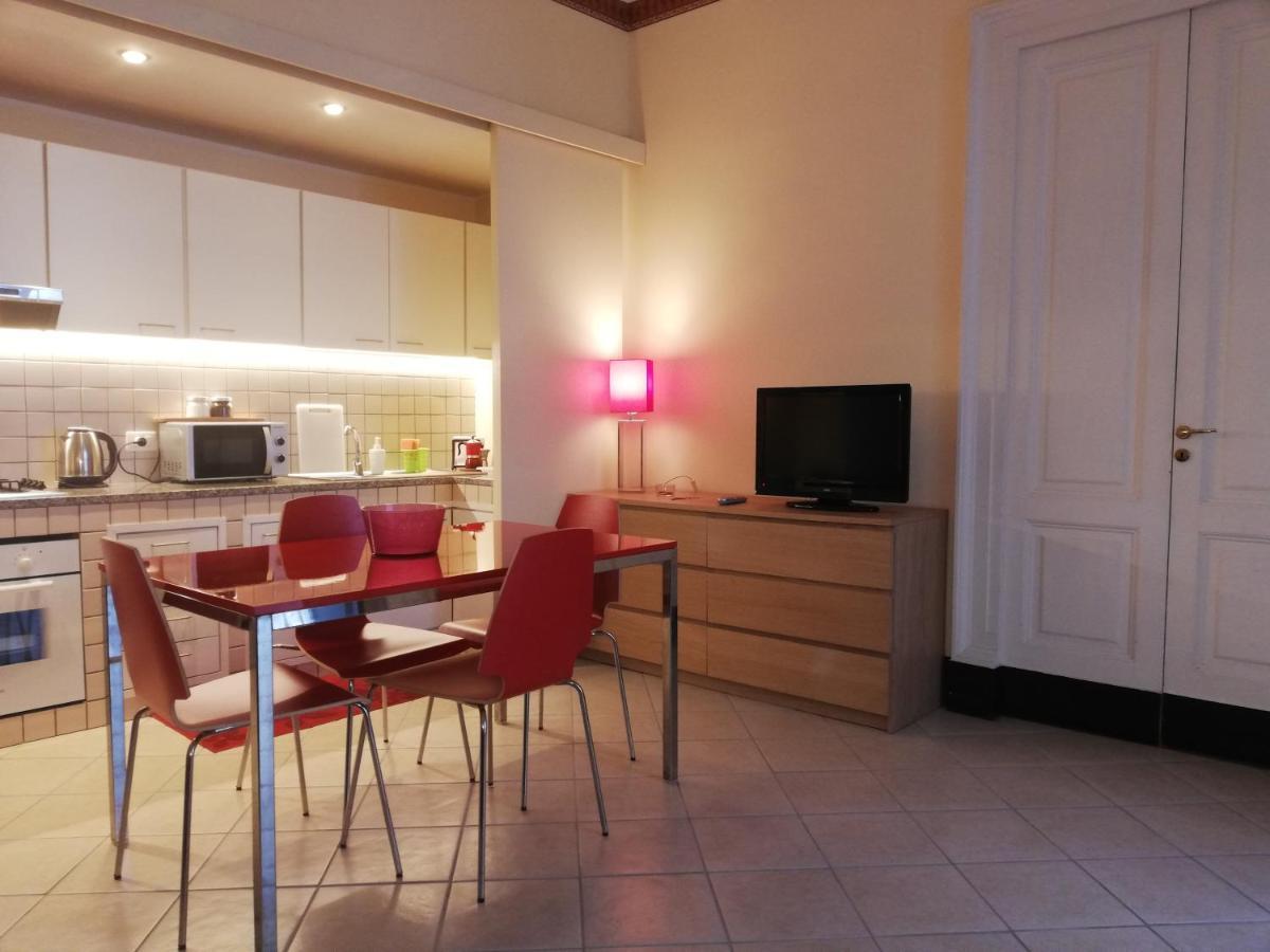 Apartament Palazzo De Logu Katania Zewnętrze zdjęcie
