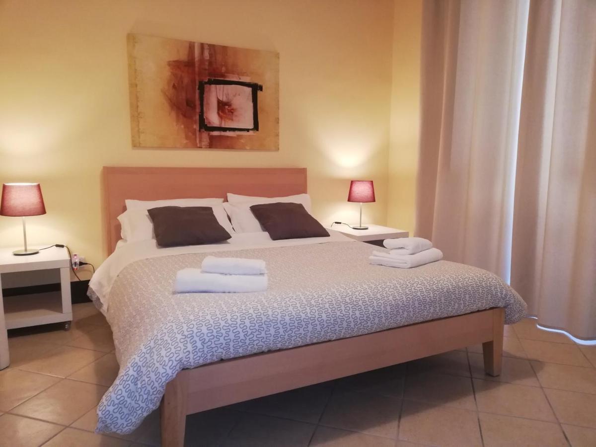 Apartament Palazzo De Logu Katania Zewnętrze zdjęcie