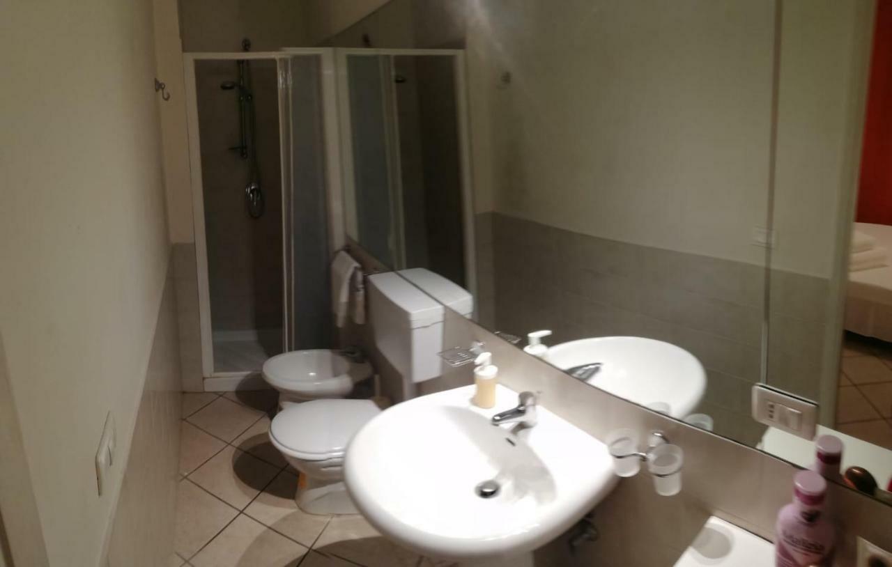 Apartament Palazzo De Logu Katania Zewnętrze zdjęcie