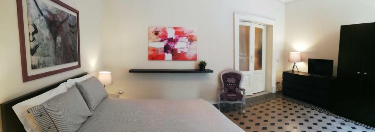 Apartament Palazzo De Logu Katania Zewnętrze zdjęcie