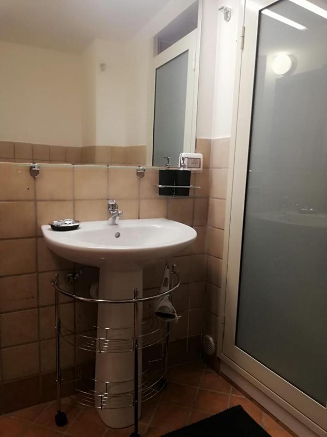 Apartament Palazzo De Logu Katania Zewnętrze zdjęcie